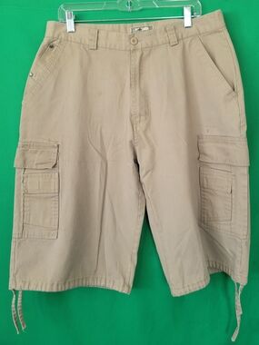 Men's Khaki Cargo Shorts Neutral Tan Manhattan Size 36 Vtg Fishing Drawstring